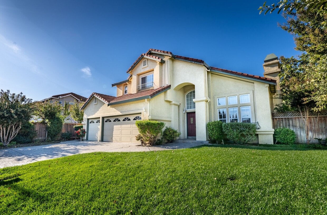 225 Llagas Rd, Hill, CA 95037 House Rental in Hill, CA