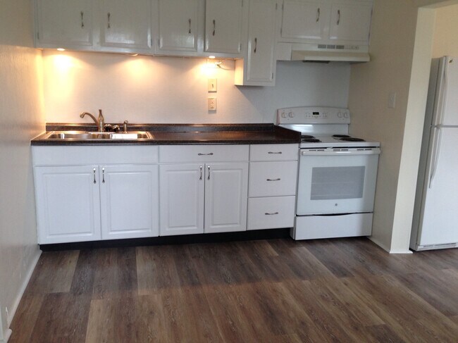 Kitchen - 4440 Kutztown Rd