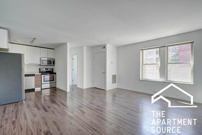 Foto del edificio - 925 W Carmen Ave