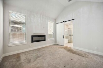 Building Photo - 18231 Lakepoint Rdg Ln