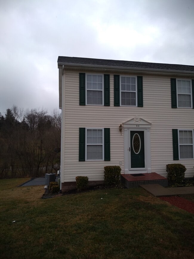 112 Winners Cir, Bristol, TN 37620 Townhome Rentals in Bristol TN