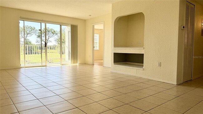 Foto del edificio - 13839 Fairway Island Dr