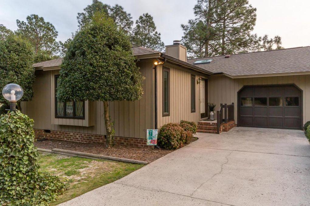 Foto principal - 116 Sandham Ct