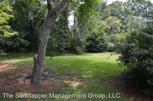 Building Photo - 3 br, 2 bath House - 1123 Arthur Drive