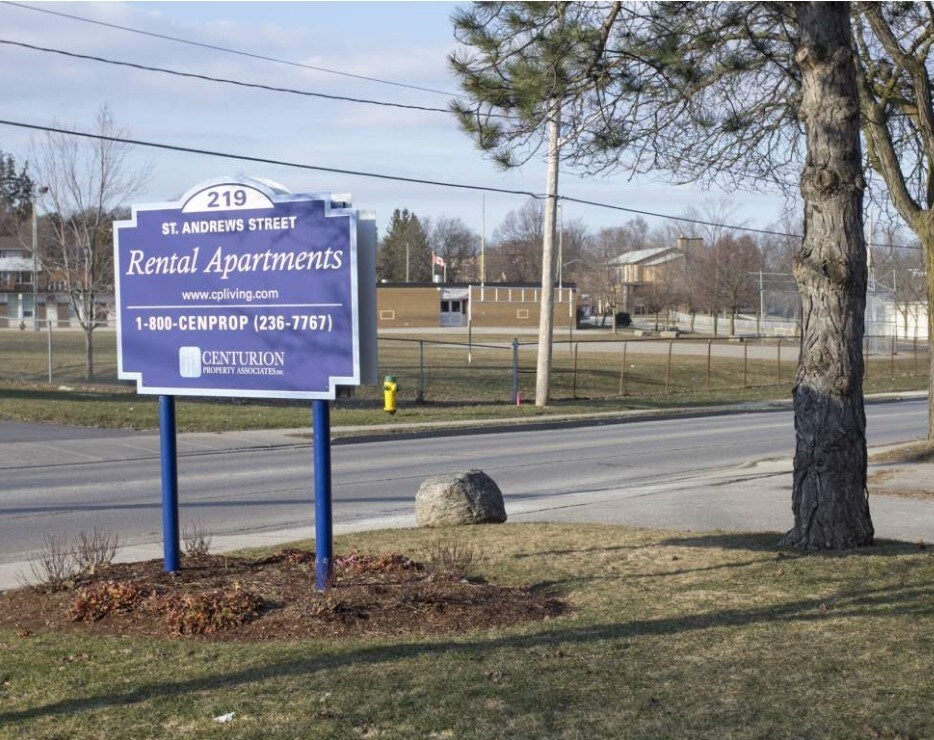 Primary Photo - The Diplomat Apartments