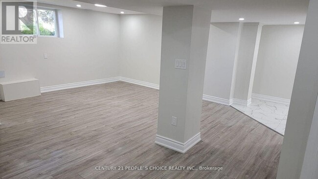 Building Photo - 619 Trudale Ct