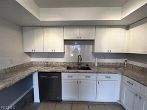 Building Photo - 1248 SE 7th St