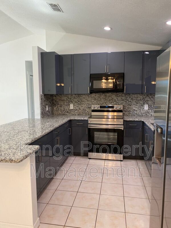 Foto del edificio - 757 NW Bayard Ave