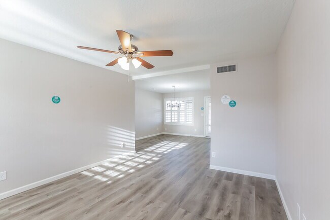 Foto del edificio - 8402 S 15th Way