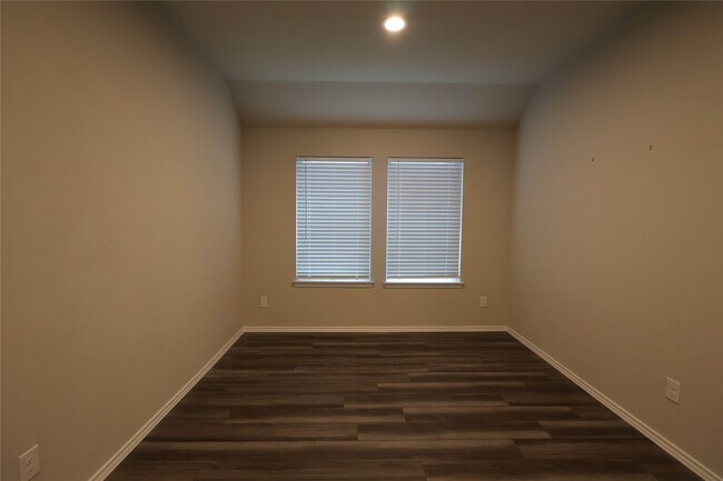 Foto del edificio - 9315 Colonial Bent Pl