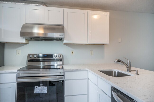 Foto del edificio - 34 Pebble Ct