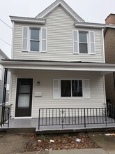 Building Photo - 722 Eureka St