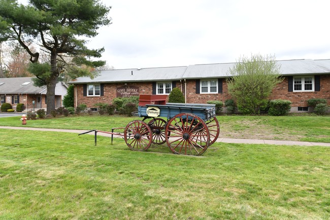 Foto del edificio - Sunny Brooke Village