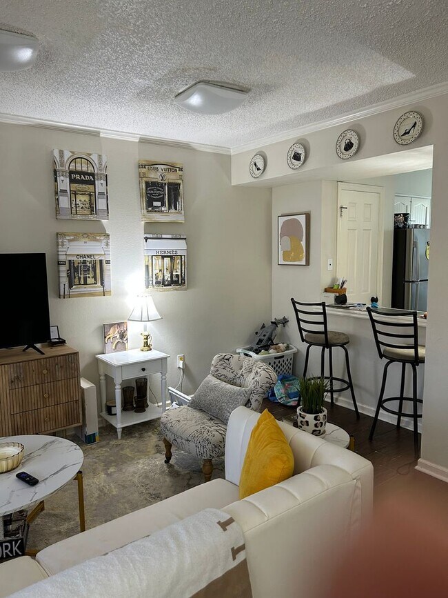 Foto del edificio - Jefferson Square Condos - Jefferson Hwy/Bl...
