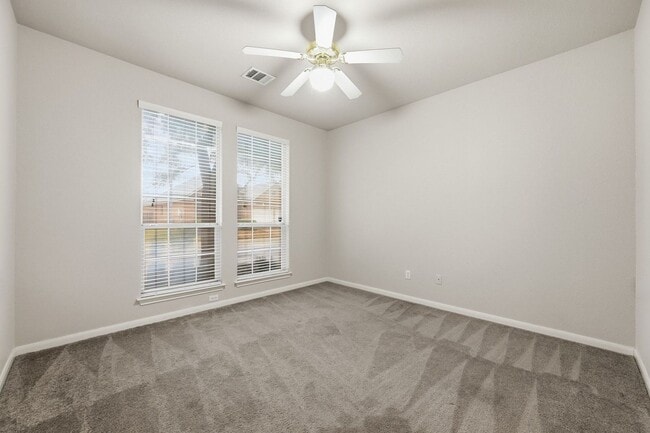 Building Photo - Gated Round Rock Ranch Lease | 3 Bed + Flex Space | 2,376 SF in The Enclave