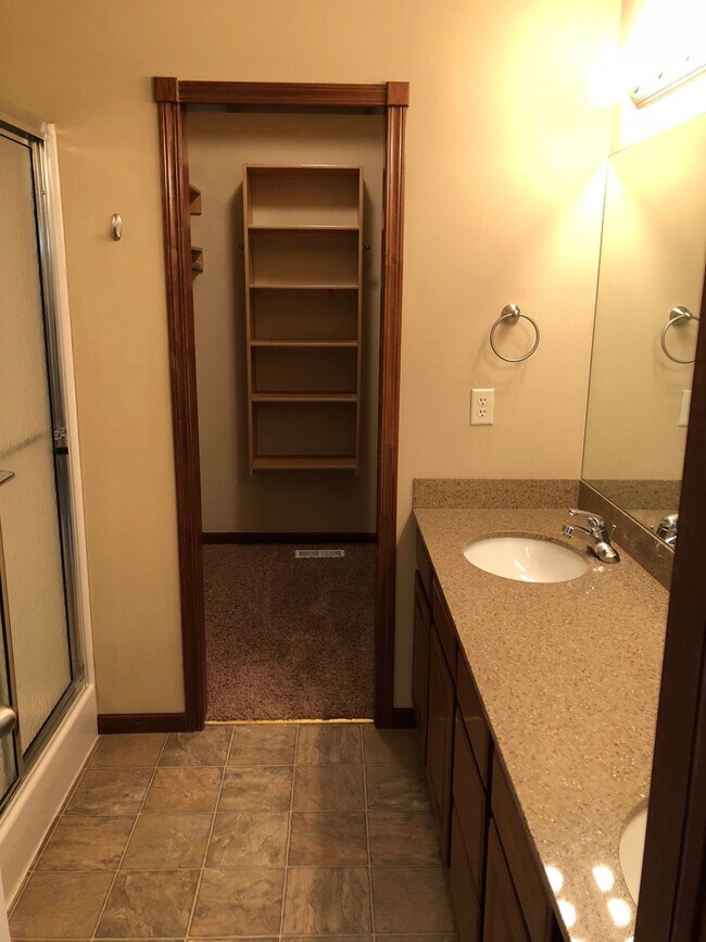 Foto del edificio - 4517 N Wilderness Cir