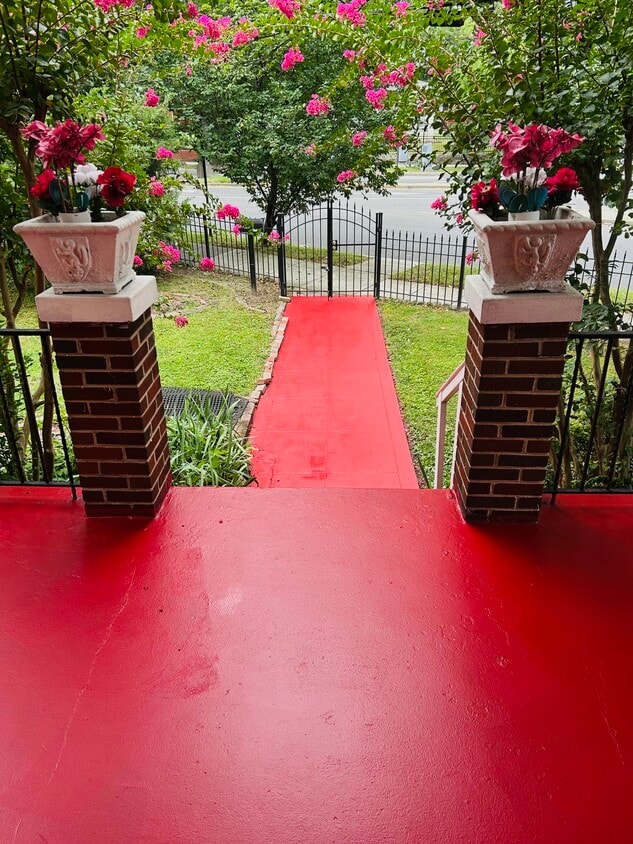 Front porch main entrance - 5500 New Hampshire Ave NW