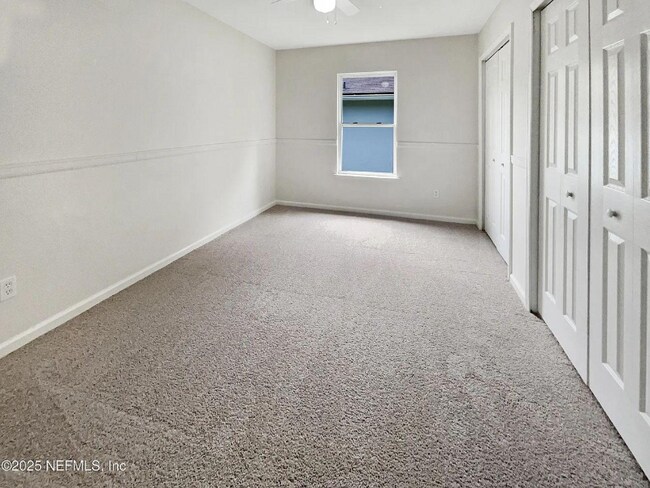 Foto del edificio - 8535 Cheryl Ann Ln