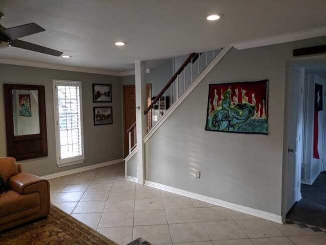 Building Photo - 8415 Loralinda Dr