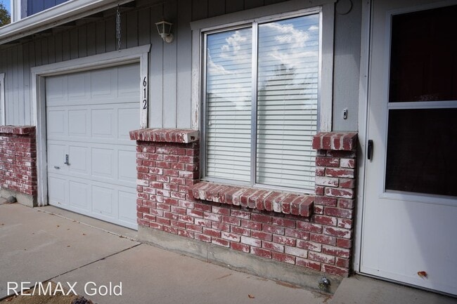 Building Photo - 2 br, 2 bath House - 612 Sean Drive