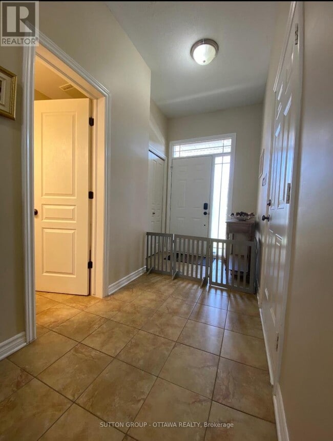 Building Photo - 461 Celtic Ridge Crescent