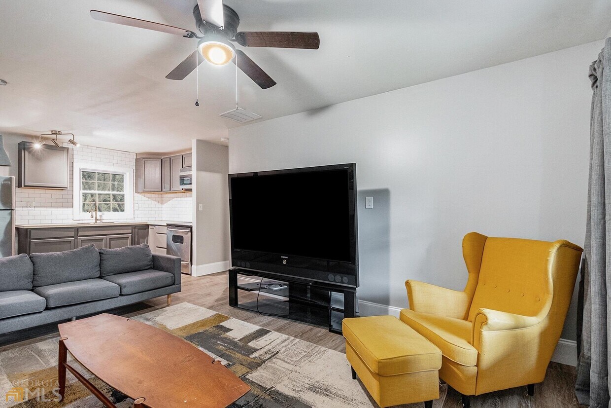 Foto principal - 2167 Dresden Dr