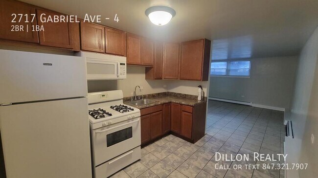 Foto del edificio - 2717 Gabriel Ave