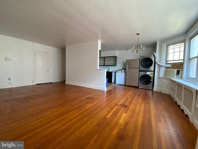 Foto del edificio - 4643 Pine St