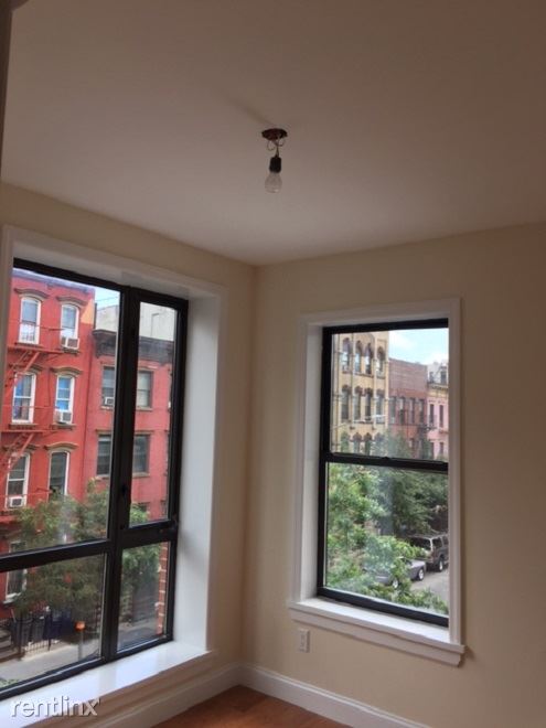 Foto del edificio - 369 Hooper St