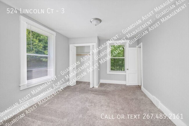 Building Photo - New renovation available to tour now!