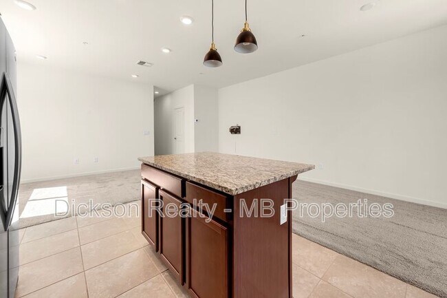 Foto del edificio - 520 Logan Jacob Ln