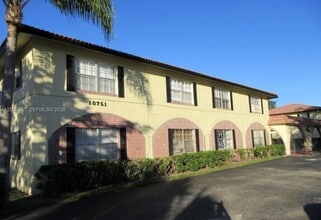 Building Photo - 10751 Royal Palm Blvd
