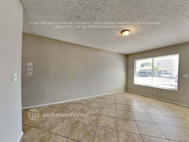 Foto del edificio - 618 N 69th Ave