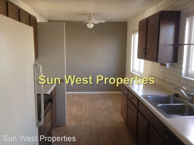 Building Photo - 3 br, 2 bath House - 3202 Crestridge
