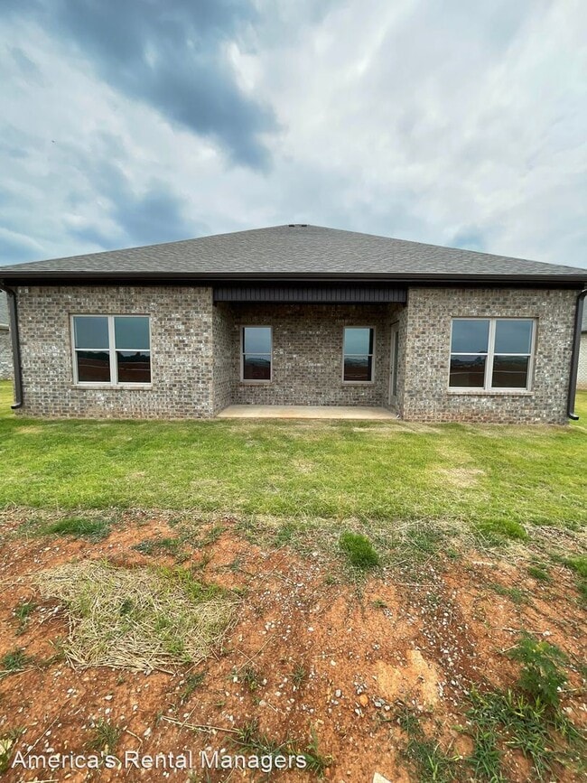 Foto del edificio - 4 br, 2 bath House - 225 John Harold Drive