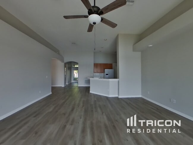 Building Photo - 31244 Bridgegate Dr