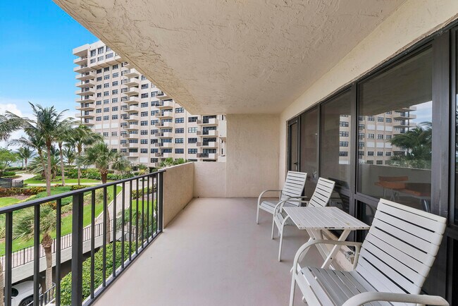 Building Photo - 4900 N Ocean Blvd