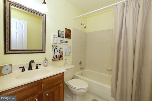 Foto del edificio - 455 Fortress Way