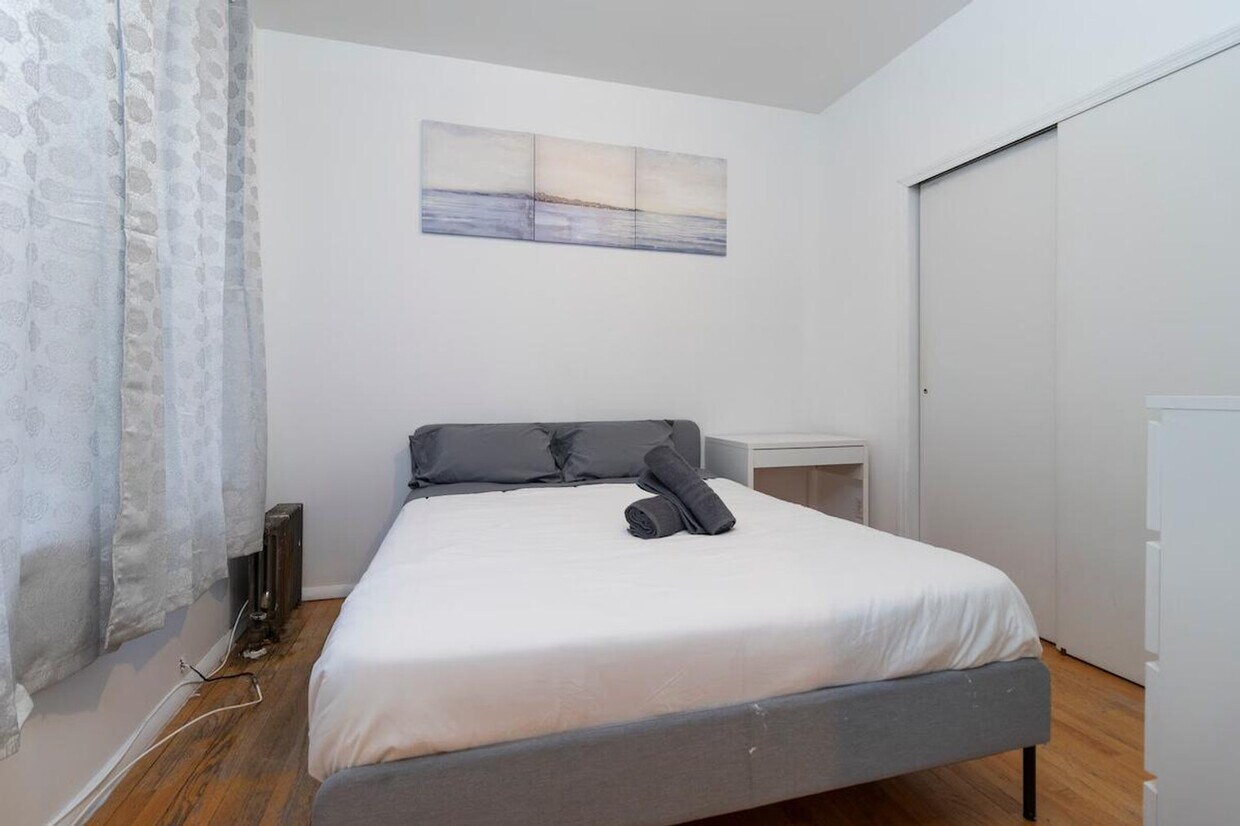 Foto principal - 1830 1st Ave