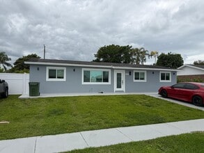 Building Photo - 441 San Mateo Dr