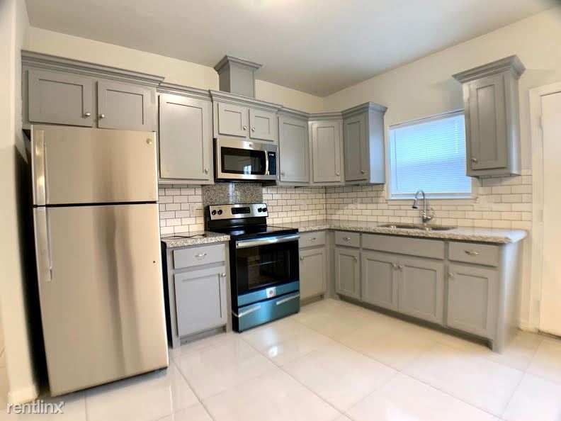 Primary Photo - 2 br, 2 bath Apartment - 1920 Bahamas Dr