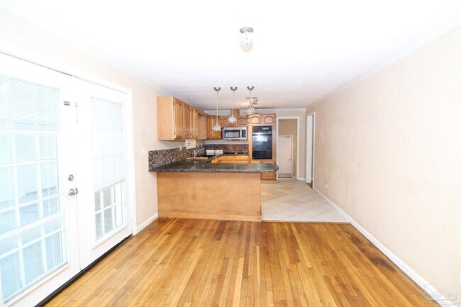 Building Photo - 5814 St Benedict Ave