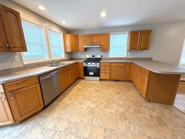 Foto del edificio - 46 Lake St