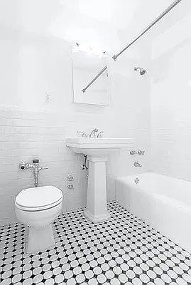 Building Photo - 1 bedroom in Bronx NY 10458