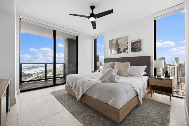 Building Photo - 159 NE 6th St