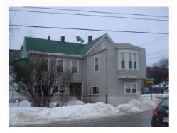 Foto del edificio - 121 Oak St