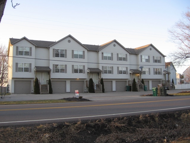 Foto principal - 6037 Lake Rd