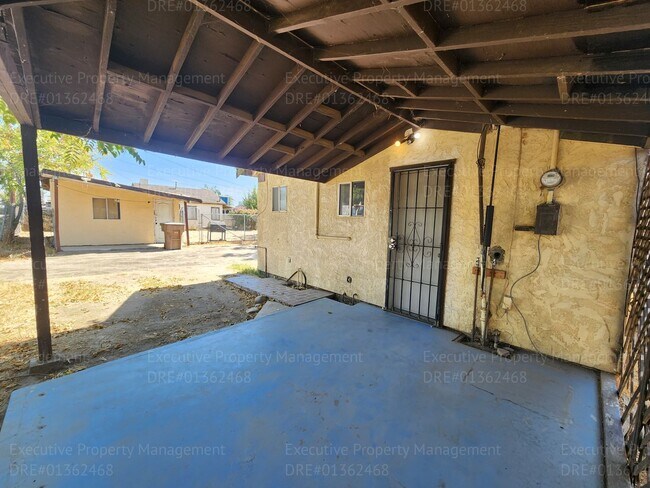 Foto del edificio - 1 bedroom/ 1 bathroom $950 Rent/ $950 Depo...