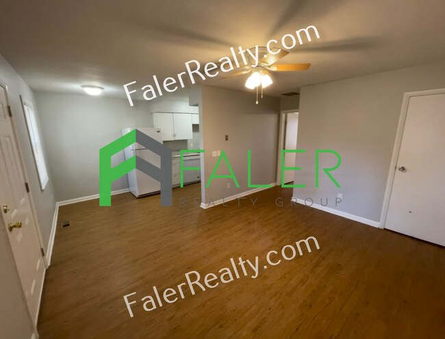 Foto del edificio - 1645 Speice Ave