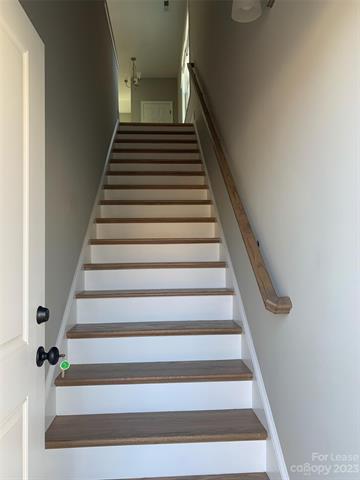 Building Photo - 210 2nd St